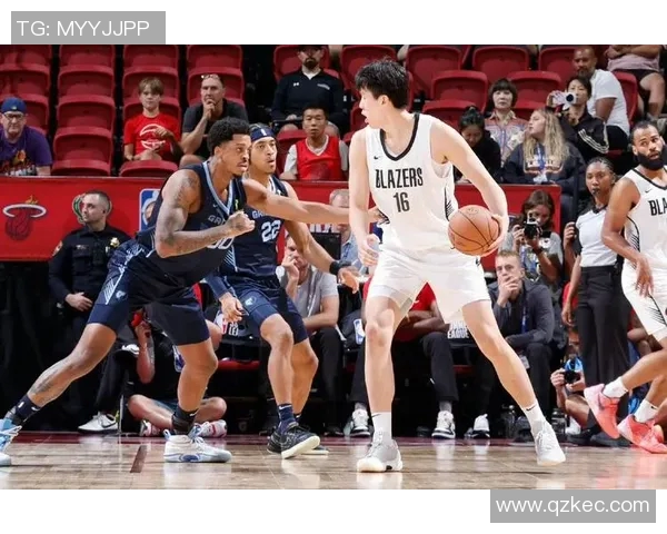 夏联-杨瀚森10+5+3+1 韦尔斯23+7 开拓者不敌灰熊