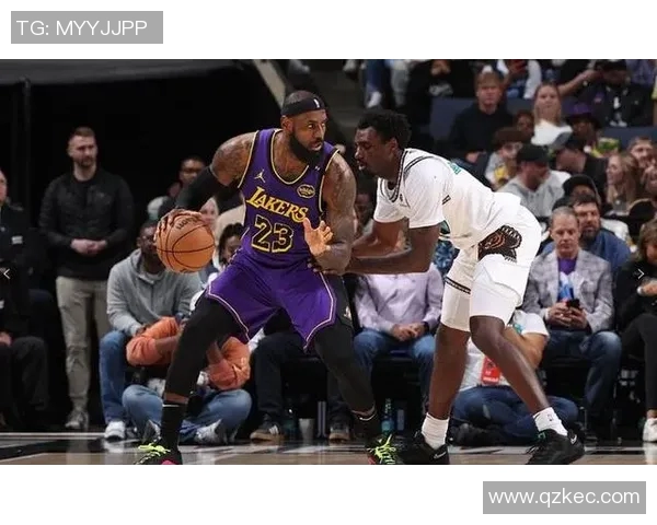 詹姆斯42000分里程碑 湖人三巨头合砍85分胜灰熊